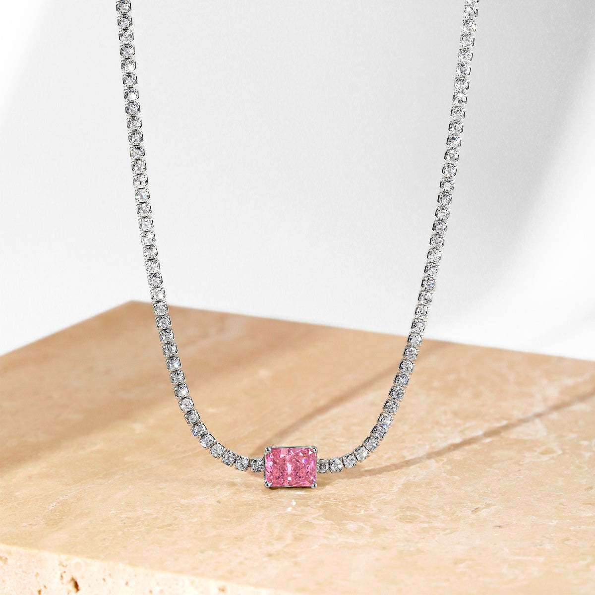 [GALE]2.0 carat Ornate Emerald Cut Necklace