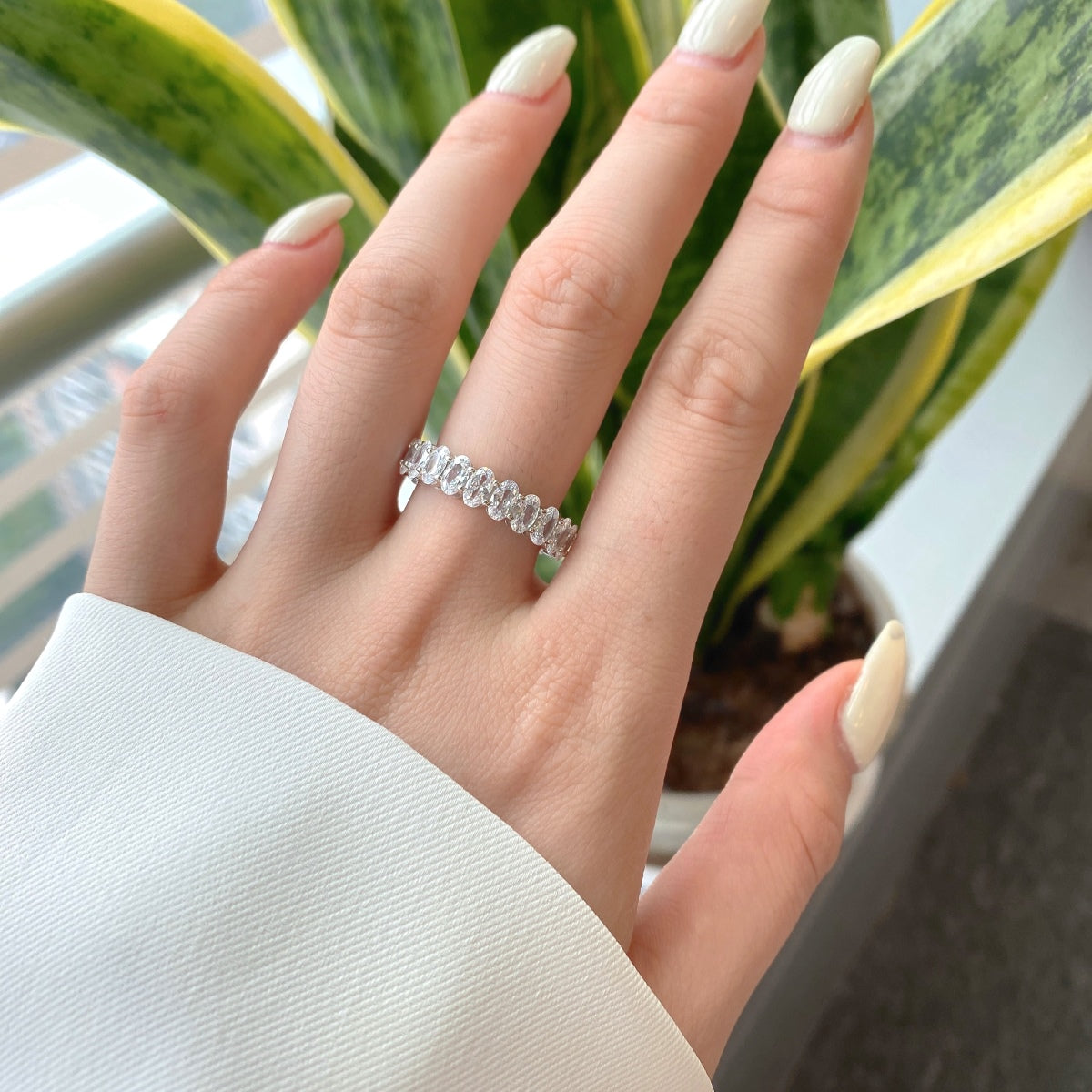 [GALE]Ornate Oval Cut Tennis Ring