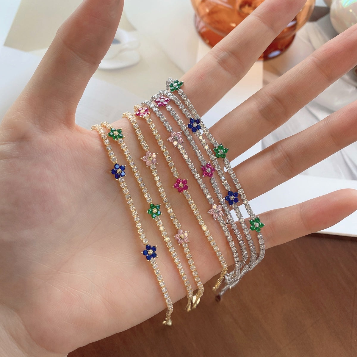 [GALE]Sparkling Flower Shape Tennis Bracelet