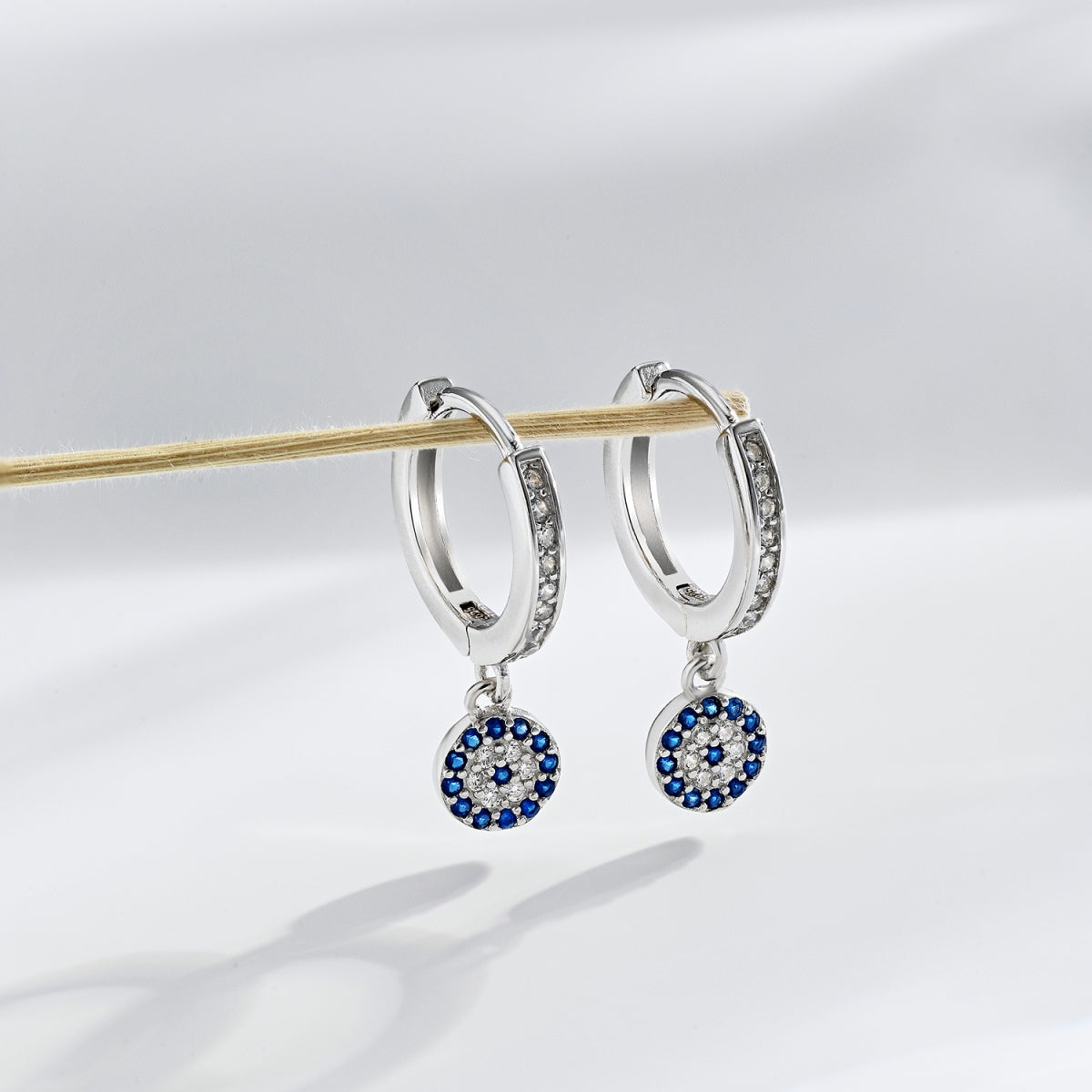 [GALE]Unique Devil Eye Earrings