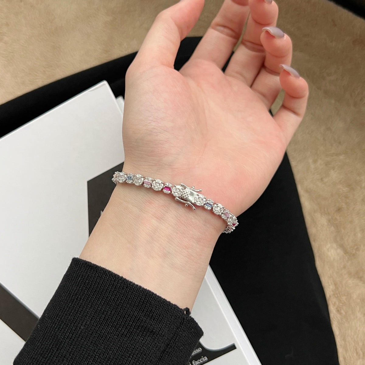 [GALE]Dazzling Radiant Multi Cut Daily Bracelet