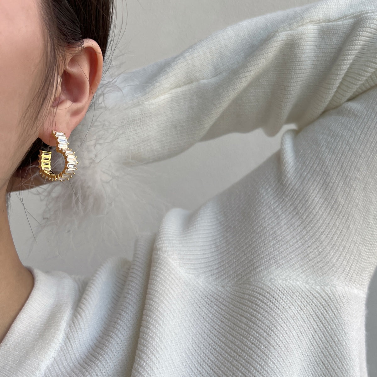 [GALE]Radiant Heart Cutout Earrings
