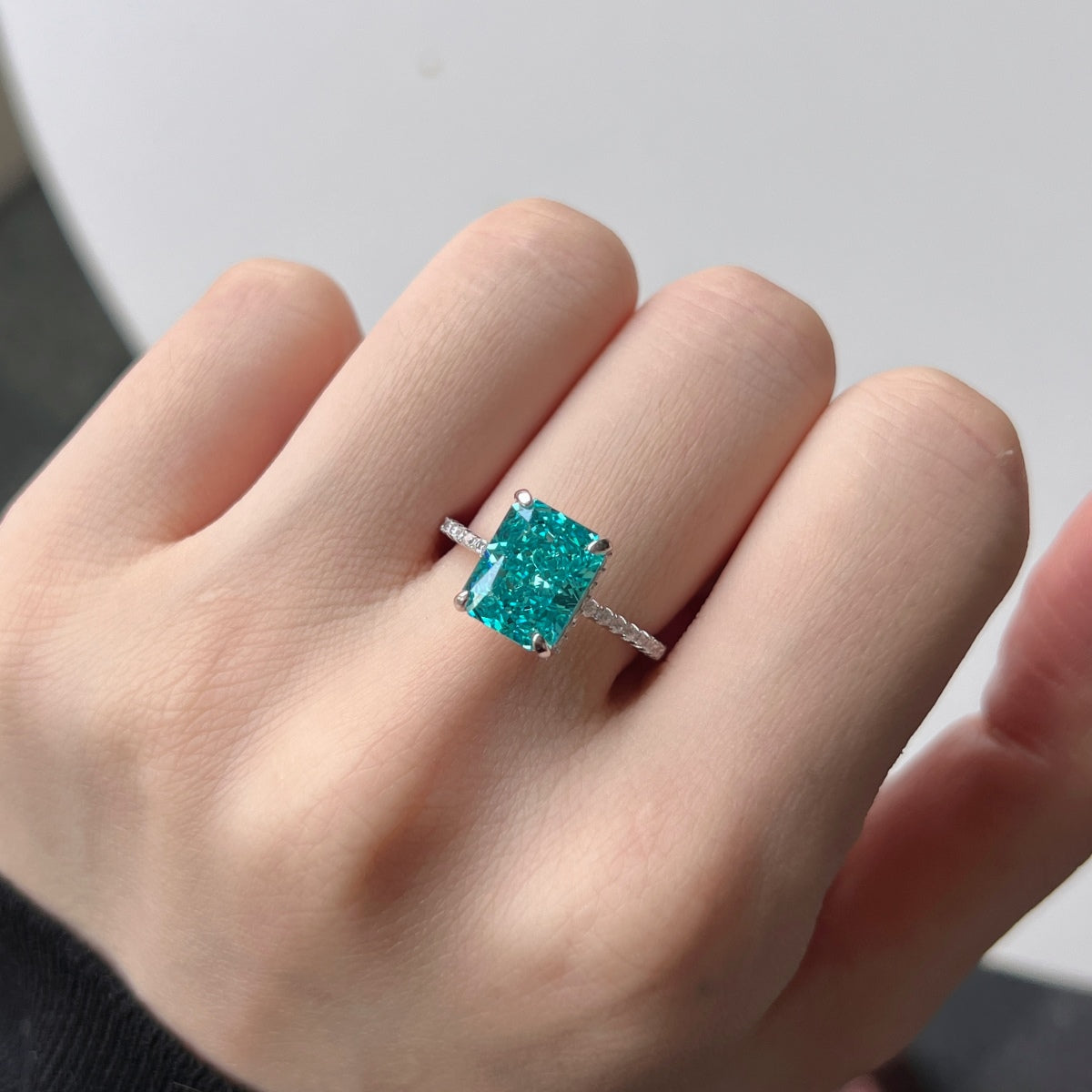 [GALE]4.0 Carat Luxurious Engagement Ring