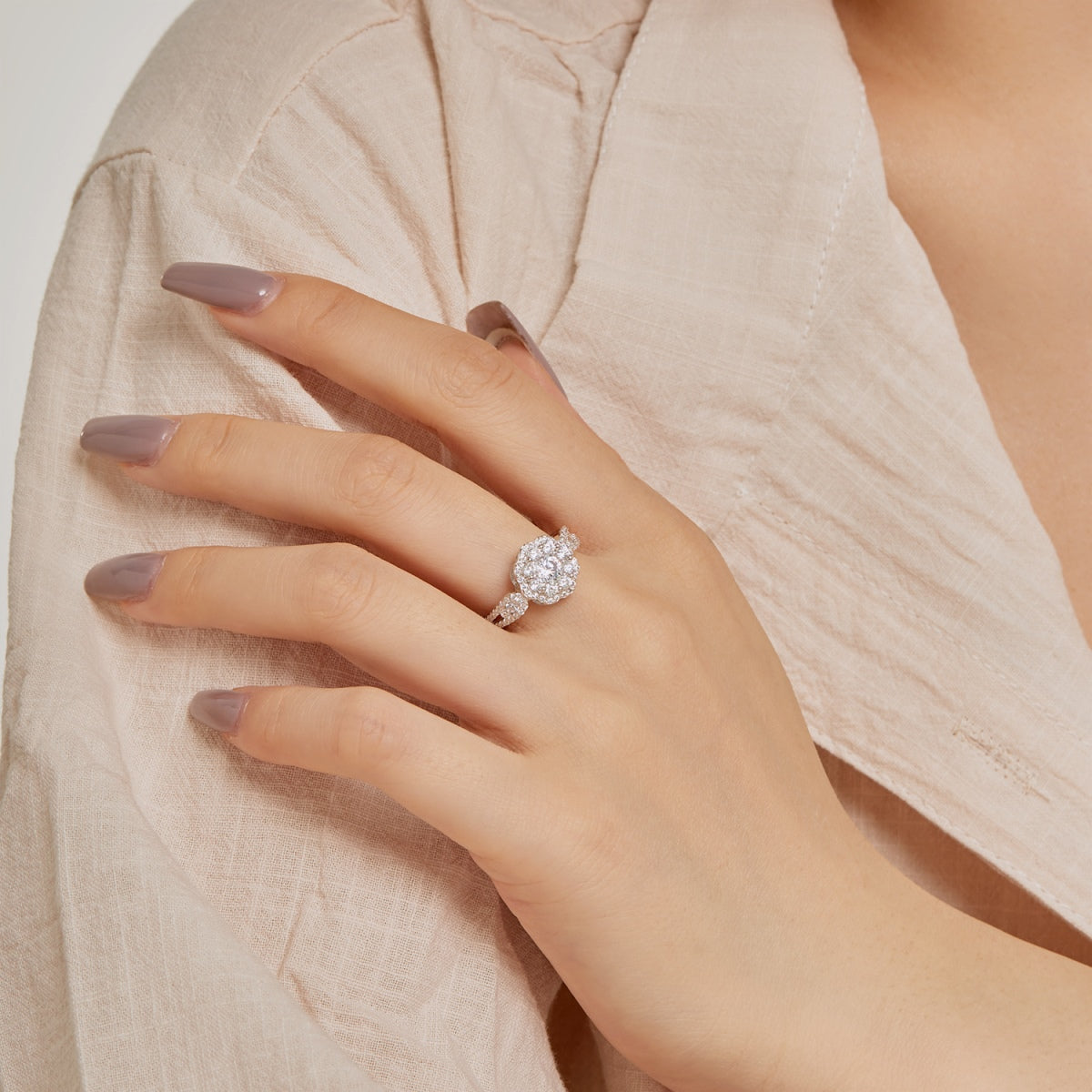 [GALE]Delicate Colorful Round Cut Flower Shape Wedding Ring