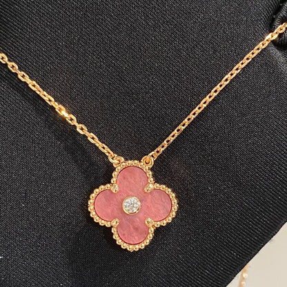 [GALE]CLOVER 15MM DIAMANT-RHODONITH-KETTE