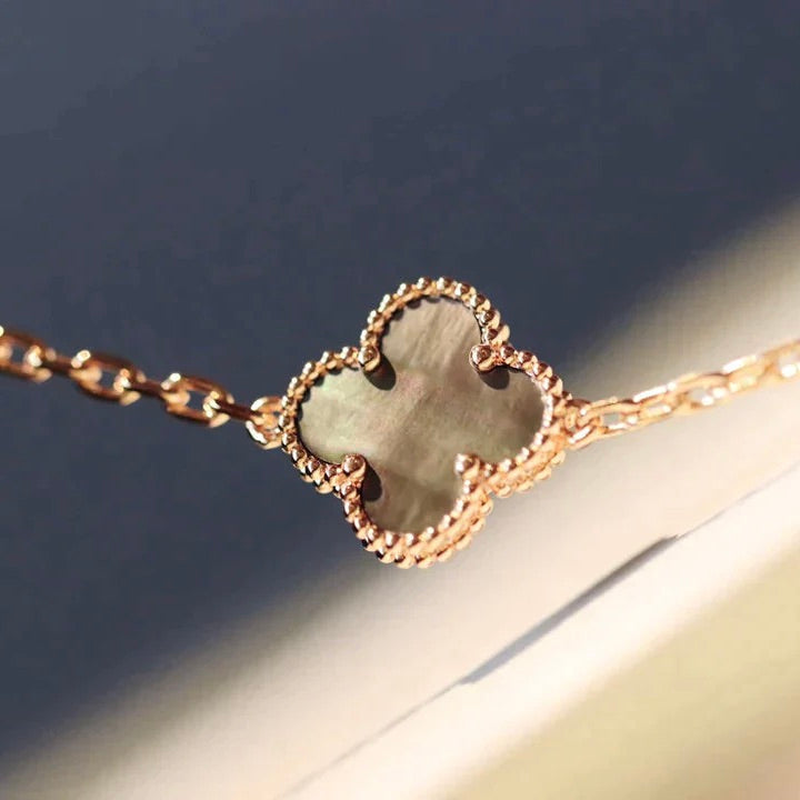 [GALE]CLOVER 20 MOTIVES LASER DIAMOND NECKLACE