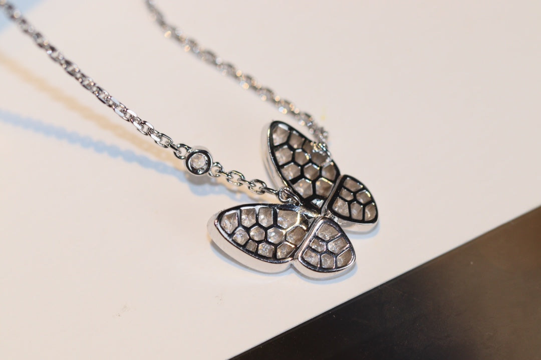 [GALE]Schmetterlings-Diamantkette