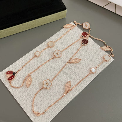 [GALE] GLÜCKSFRÜHLINGS-KETTE MIT 15 MOTIVEN IN ROSÉGOLD