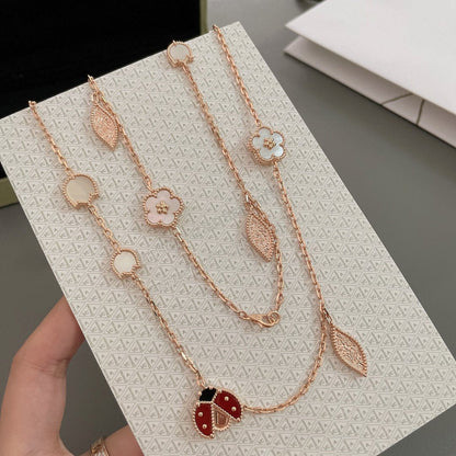 [GALE] GLÜCKSFRÜHLINGS-KETTE MIT 15 MOTIVEN IN ROSÉGOLD