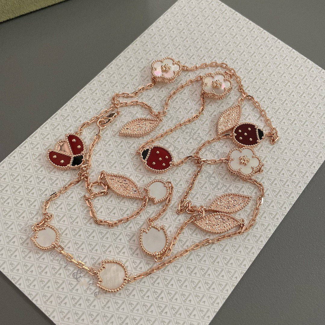 [GALE] GLÜCKSFRÜHLINGS-KETTE MIT 15 MOTIVEN IN ROSÉGOLD