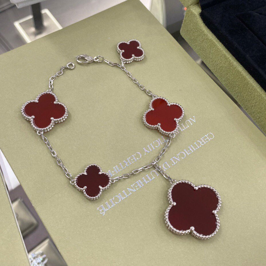 [GALE]CLOVER 5 MOTIFS SIVLER CARNELIAN BRACELET