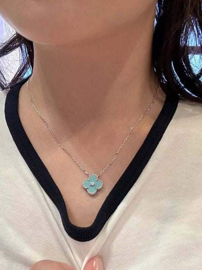 [GALE]CLOVER 1 DIAMANT HELLBLAU SILBERHALSKETTE