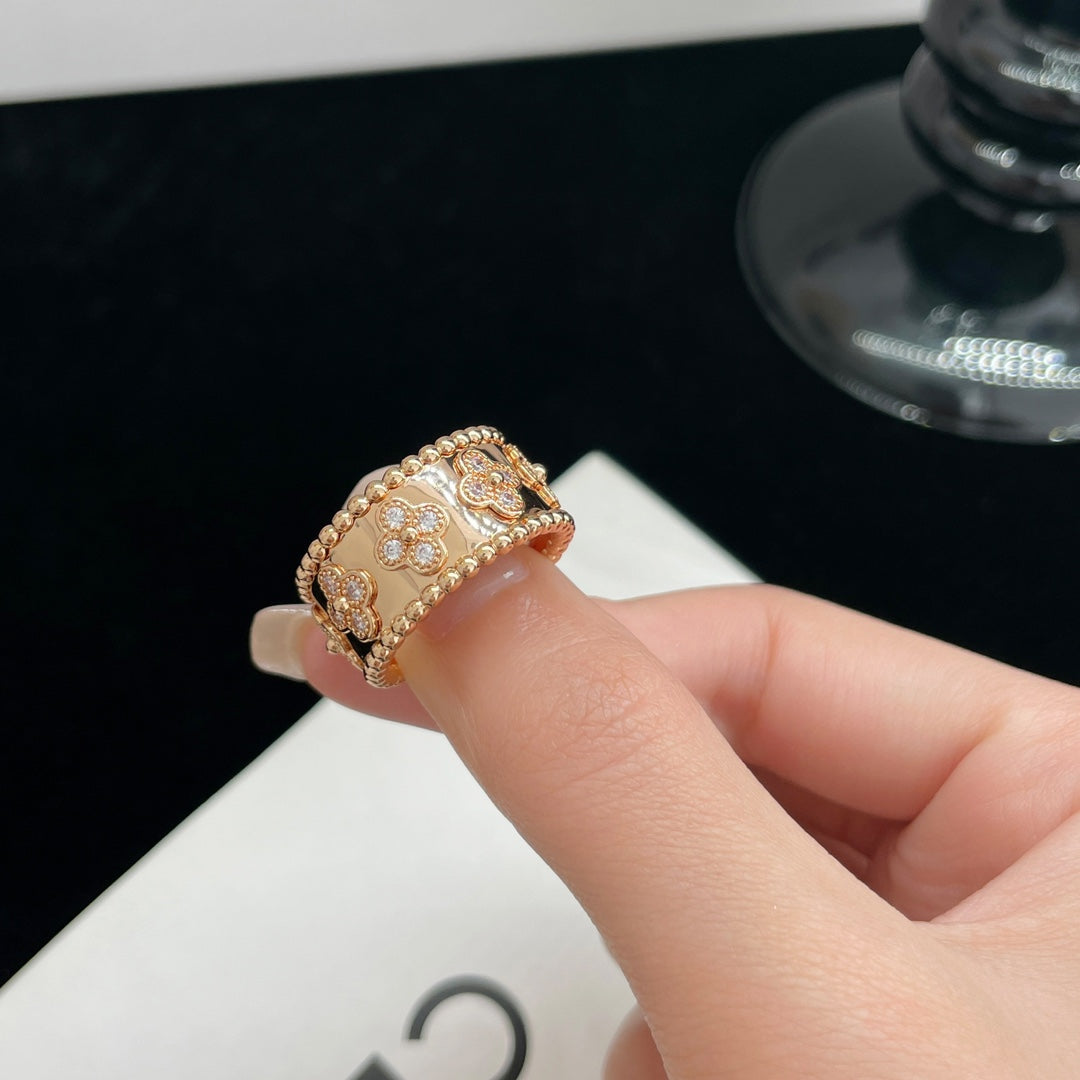 [GALE]PERLEE DIAMANT GROSSER RING 