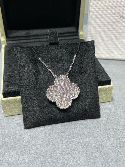 [GALE]CLOVER 25MM GROSSER ANHÄNGER MIT DIAMANTENPAVED SILBERHALSKETTE