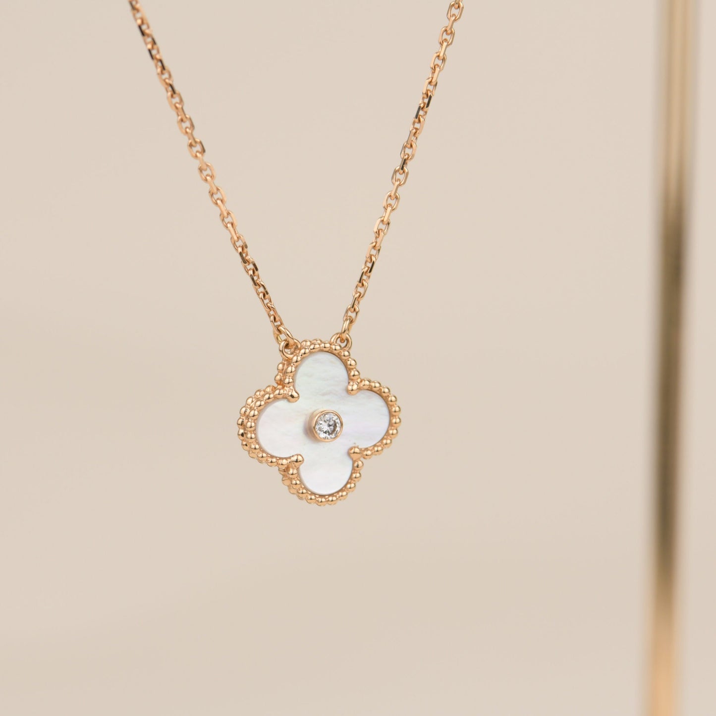 [GALE]CLOVER 15MM DIAMANT WEISSE FRITILLARIA-HALSKETTE