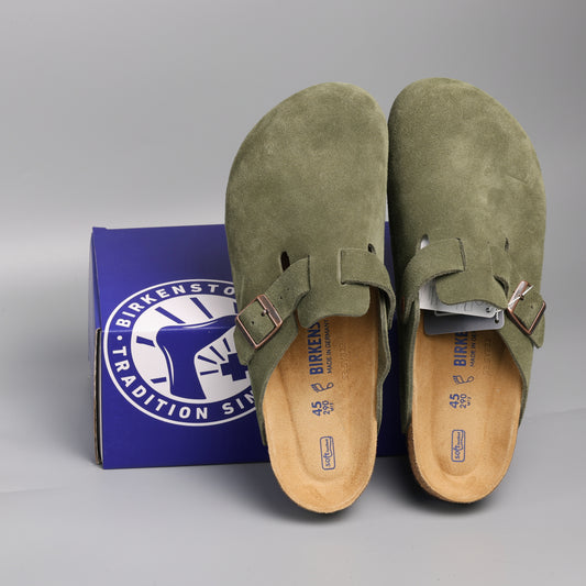 Boston Soft Footbed Olive Suede
