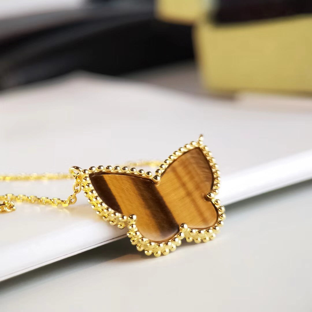 [GALE] TIGER__ EYE BUTTERFLY NECKLACE