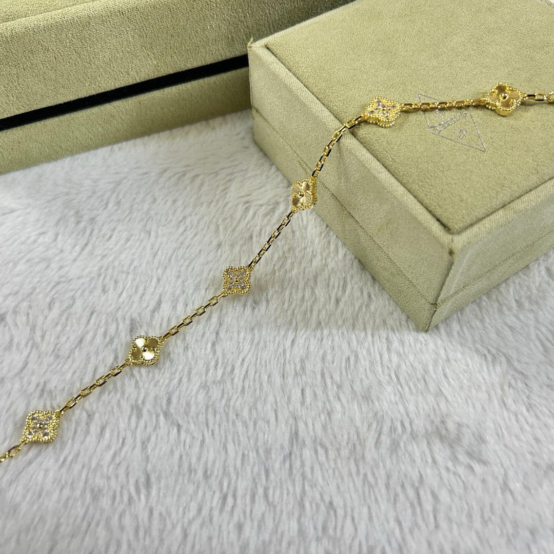 [GALE]CLOVER 6 MOTIF DIAMOND LASER BRACELET