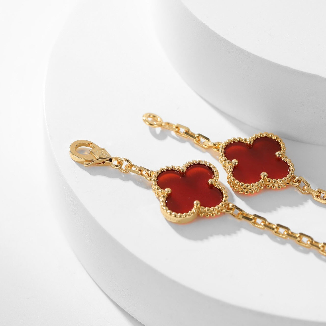 [GALE]CLOVER 10 MOTIFS CARNELIAN HALSKETTE