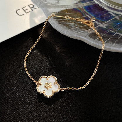 [GALE] GLÜCKLICHES WEISSES MOP-PFLAMMBLÜTEN-ARMBAND