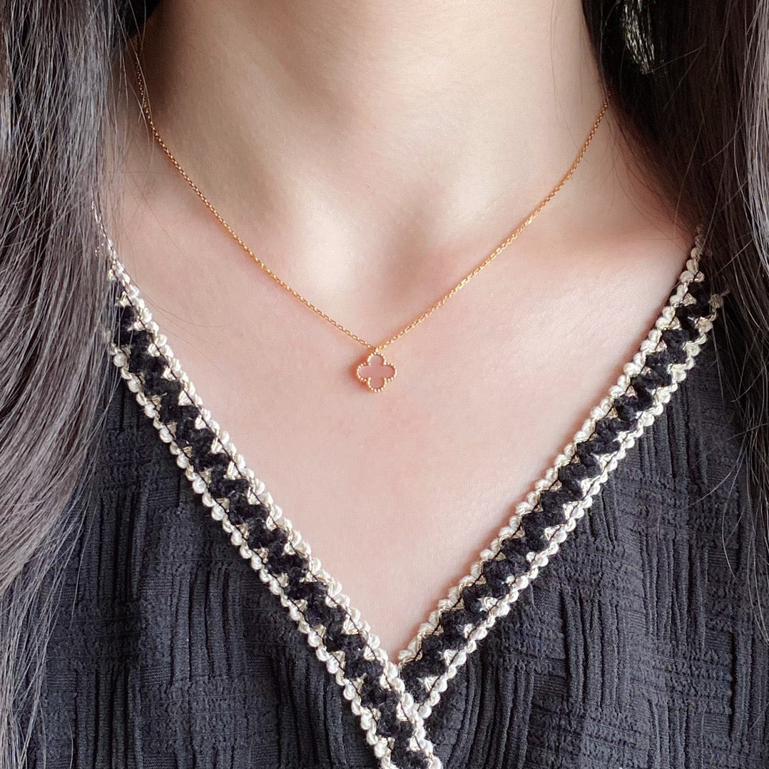 [GALE]CLOVER 15MM ROSA PERLMUTT EINZELNE BLÜTENKETTE