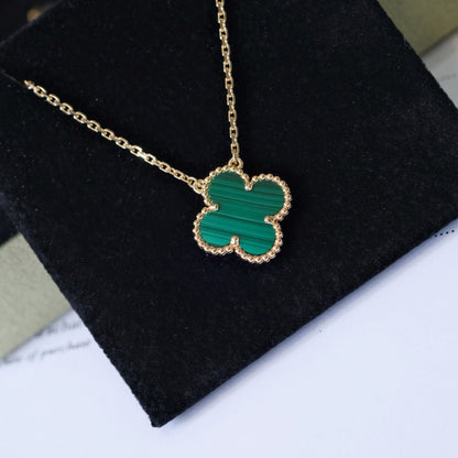 [GALE]CLOVER 15MM MALACHIT EINZELNE BLÜTEN-HALSKETTE
