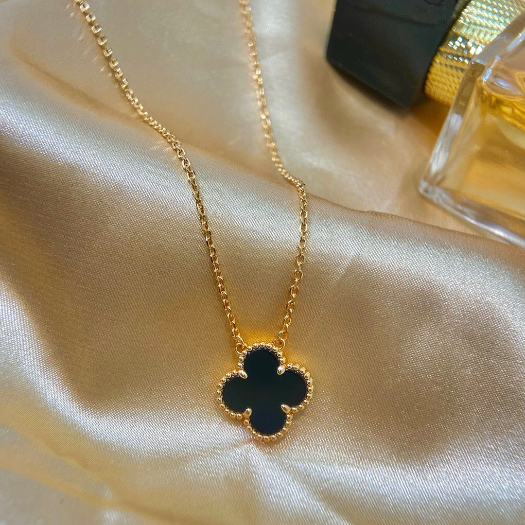 [GALE]CLOVER 15MM SCHWARZE ONYX-EINZELBLÜTEN-KETTE