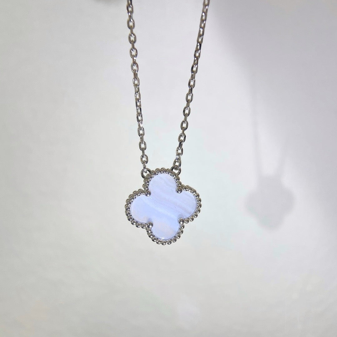[GALE]CLOVER 15MM BLAUE CHALCEDON-HALSKETTE SILBER
