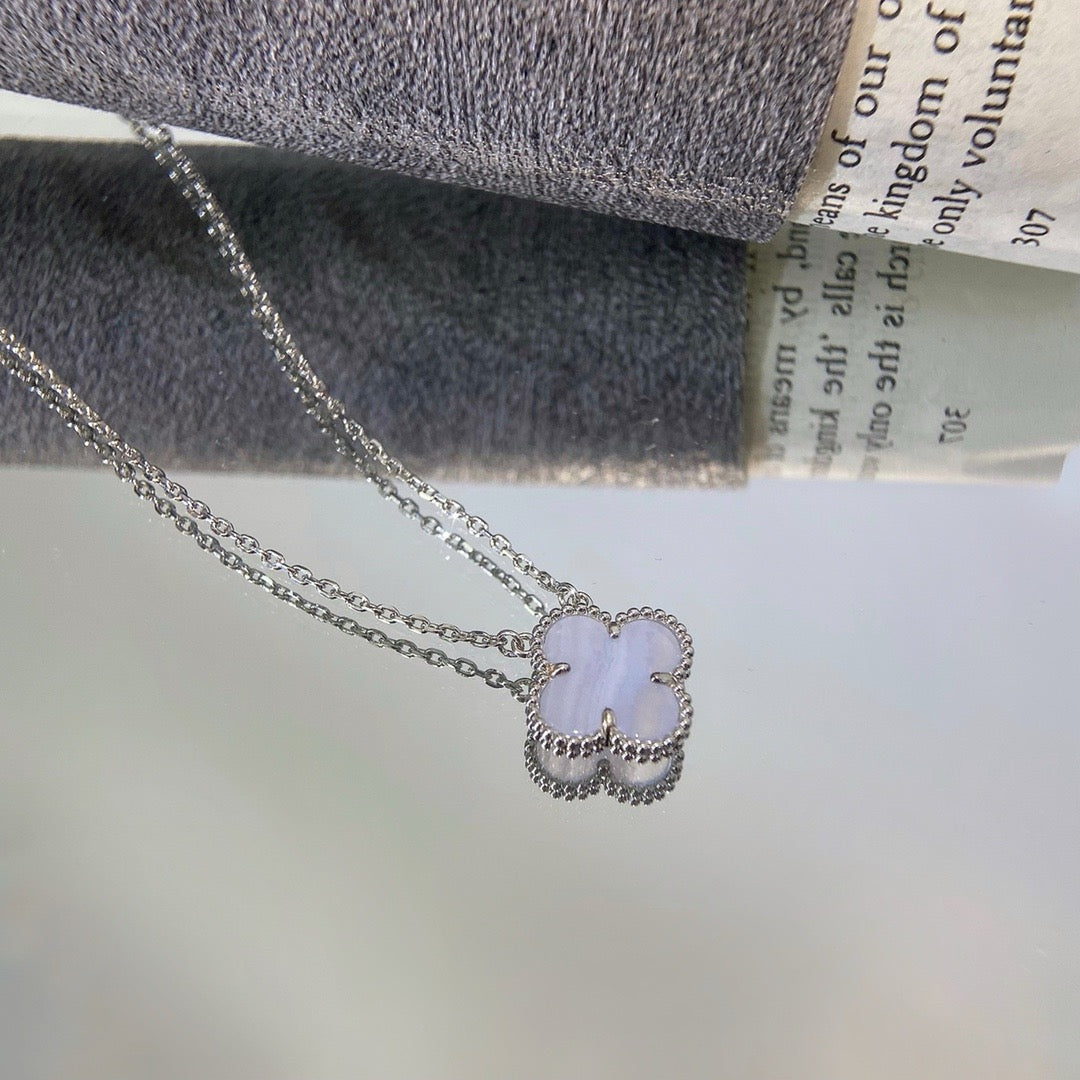 [GALE]CLOVER 15MM BLAUE CHALCEDON-HALSKETTE SILBER