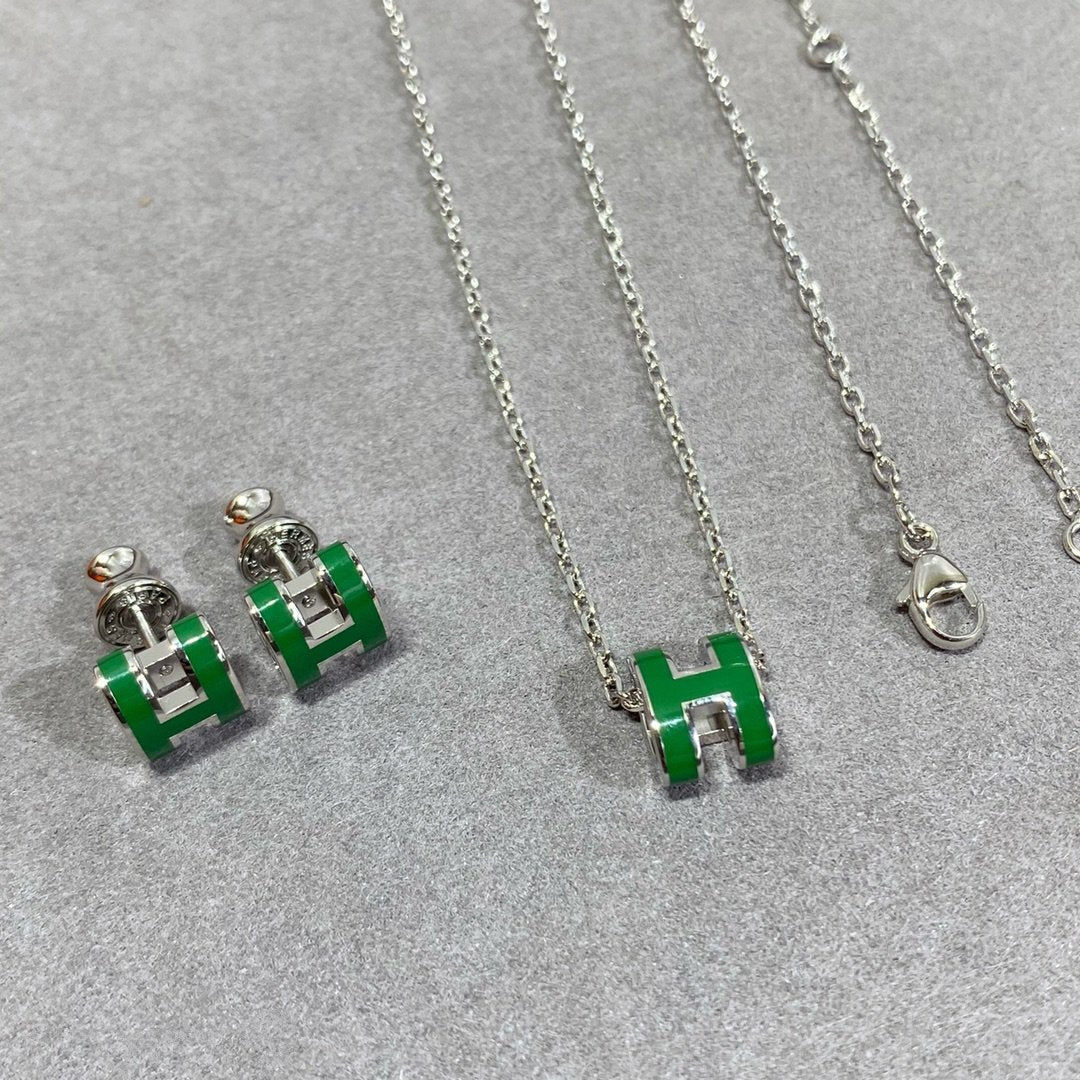 [GALE]POP H GRÜNE KETTE SILBER UND GOLD