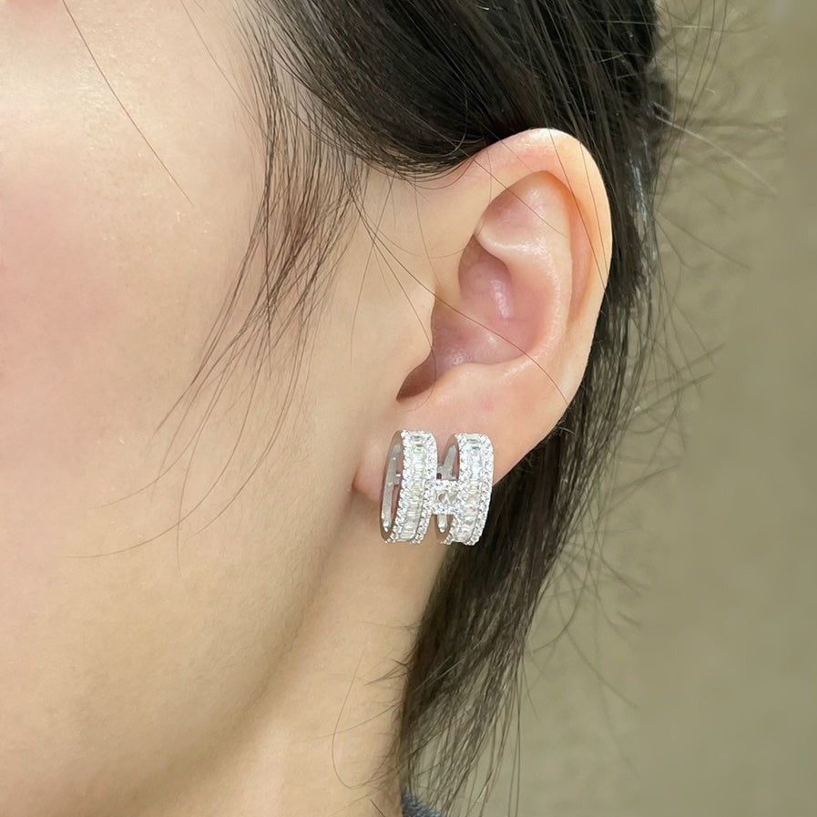 [GALE]H Ohrstecker mit silbernen Diamanten