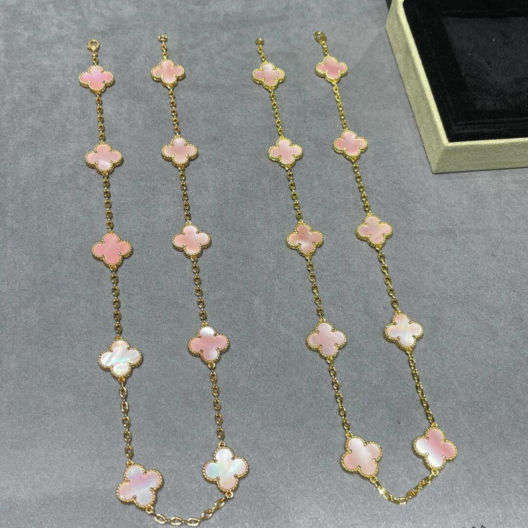 [GALE]CLOVER 10 MOTIFS ROSA MOP HALSKETTE
