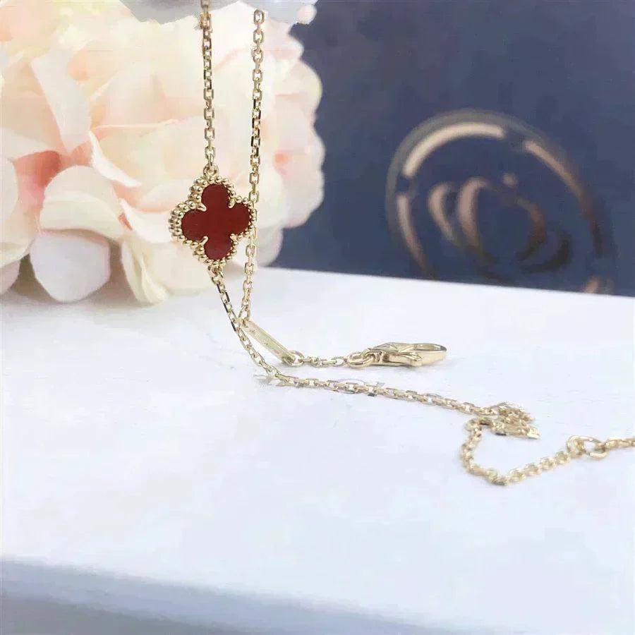 [GALE]CLOVER CARNELIAN EINZELNE BLUMENARMBAND