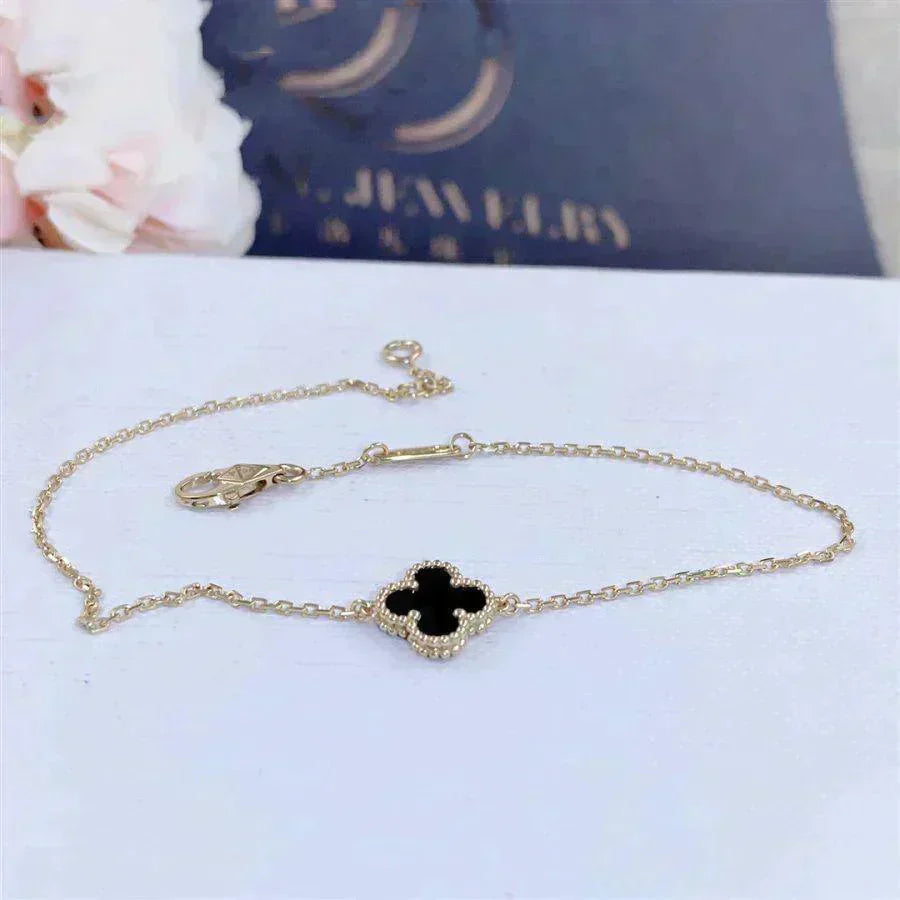 [GALE]CLOVER ONYX EINZELNE BLUMENARMBAND